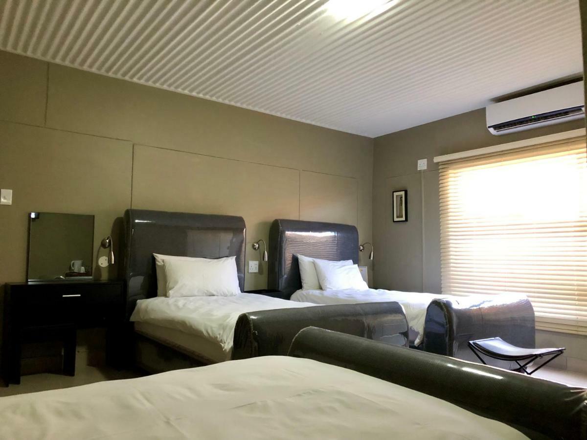 City Lodge Etosha Omuthiya Dış mekan fotoğraf